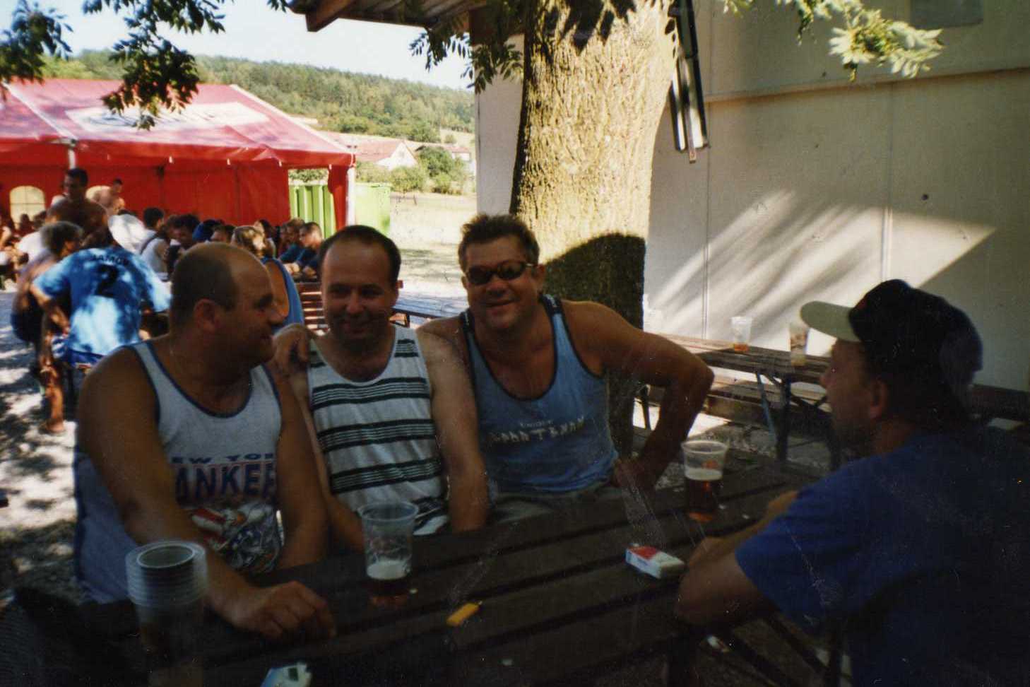 img072.jpg