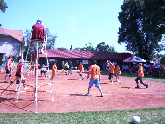 volejbal Pacov červen 2010 039.jpg